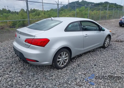 2016 Kia Forte Koup Ex z USA, uszkodzony, nr VIN KNAFX6A82G5647720